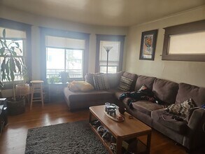 111 W Parkway Ave in Oshkosh, WI - Building Photo - Building Photo