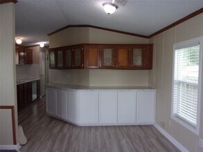10030 Cedar Landing Dr in Baytown, TX - Building Photo - Building Photo