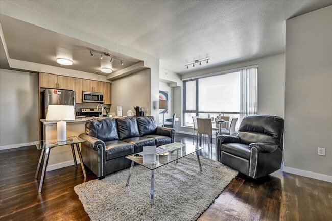 77 N Almaden Ave