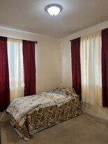 16630 Loganberry Way in Lathrop, CA - Building Photo