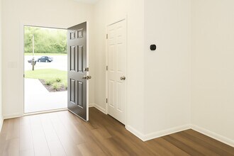 98 Pittman Ct in St. Augustine, FL - Foto de edificio - Building Photo