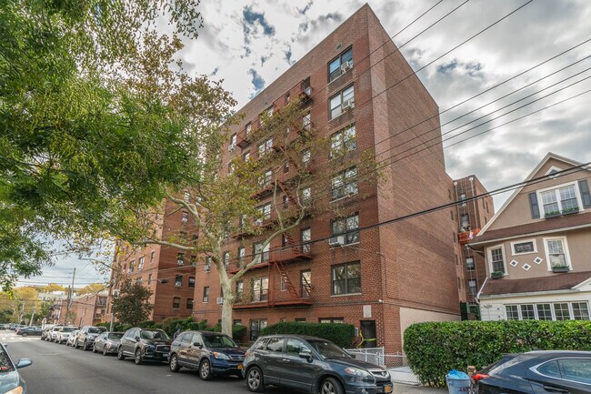 2680 E 19th in Brooklyn, NY - Building Photo - Building Photo