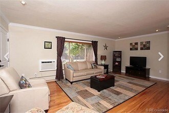 920 Eudora St, Unit #102 in Denver, CO - Foto de edificio - Building Photo