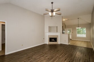 5787 Reed Bend Cove in Arlington, TN - Building Photo - Building Photo