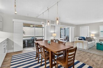 1549 Sandpiper St in Naples, FL - Building Photo - Building Photo