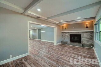 1498 Hunt Ln in Clearwater, FL - Foto de edificio - Building Photo