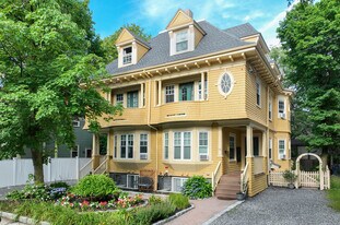 Cambridge Ivy Inn in Cambridge, MA - Building Photo