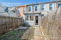 2923 Miles Ave photo'