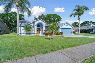 7743 Greenboro Dr in Melbourne, FL - Building Photo - Building Photo