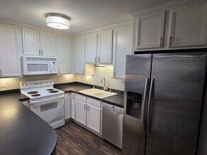 1108 N Milwaukee St in Milwaukee, WI - Building Photo - Building Photo