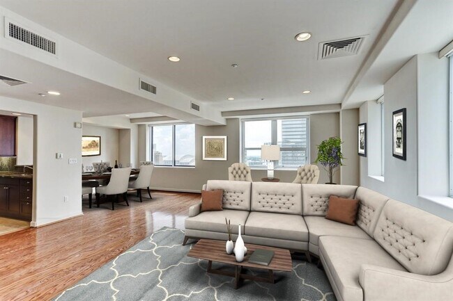 property at 914 Main St