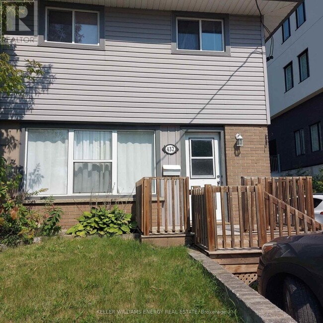 property at 432 Bloor St E