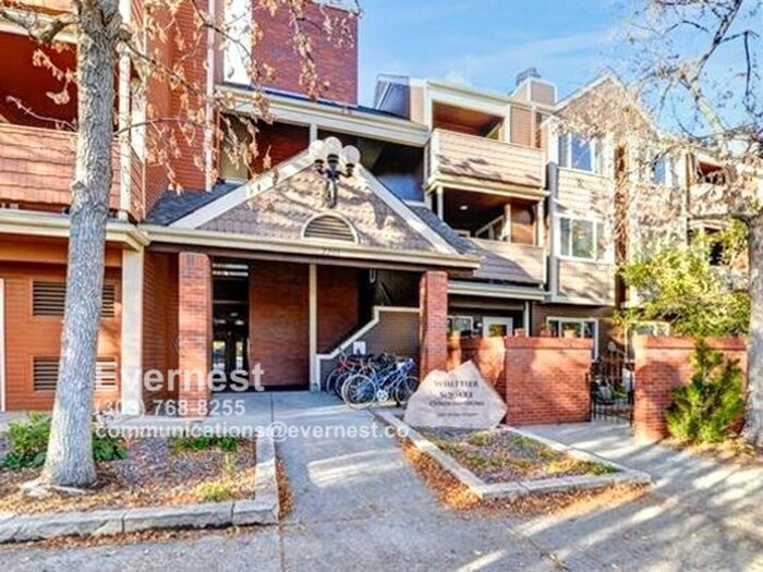 2201 Pearl St in Boulder, CO - Building Photo