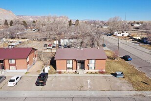 85 E 200 N in Ferron, UT - Building Photo