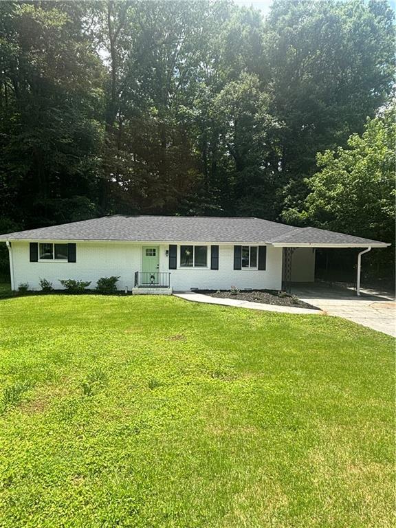 property at 1595 Moncrief Cir