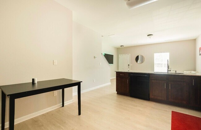 4037 Braxton Pl SW in Atlanta, GA - Building Photo - Building Photo
