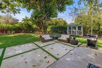 90 NE 106th St in Miami Shores, FL - Building Photo - Building Photo