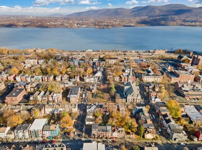 119 Lander St-Unit -2 in Newburgh, NY - Building Photo - Building Photo