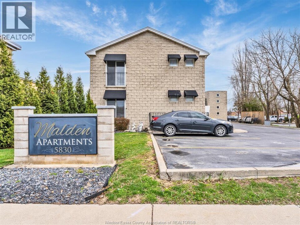 5830 Malden Rd in Windsor, ON - Building Photo