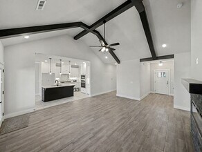 6906 SW Basswood Ave in Bentonville, AR - Building Photo - Building Photo