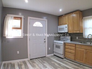 3716 Orange Ave in Long Beach, CA - Building Photo - Building Photo