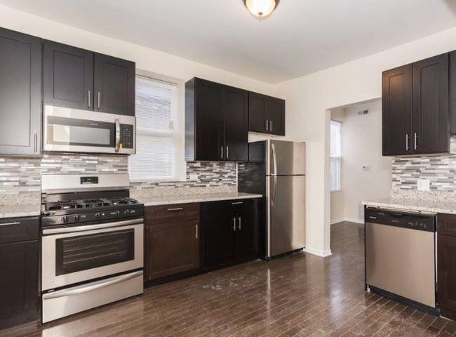 6 Units in Pilsen - Beautifully Rehabbed in Chicago, IL - Building Photo - Interior Photo