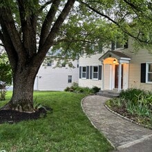 2604 Quincy Adams Dr in Herndon, VA - Building Photo - Building Photo