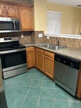 505 Long Creek Pky in Charlotte, NC - Foto de edificio - Building Photo