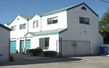 565 Florida St in Imperial Beach, CA - Building Photo - Building Photo