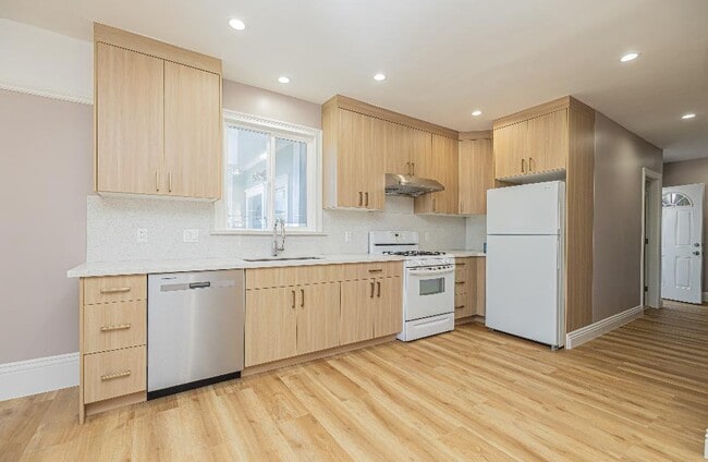 315 Peoria St in Daly City, CA - Building Photo - Building Photo