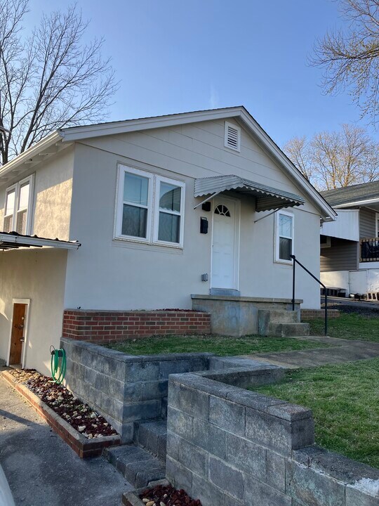 1200 Riverside Ave in Kingsport, TN - Building Photo