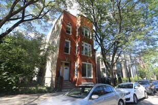 1650 W Erie St, Unit 3S in Chicago, IL - Building Photo