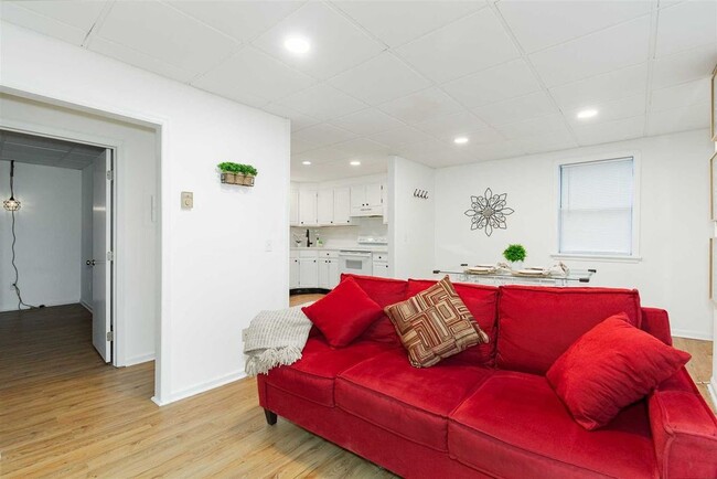 48 Columbia St, Unit The Loft in Poughkeepsie, NY - Foto de edificio - Building Photo