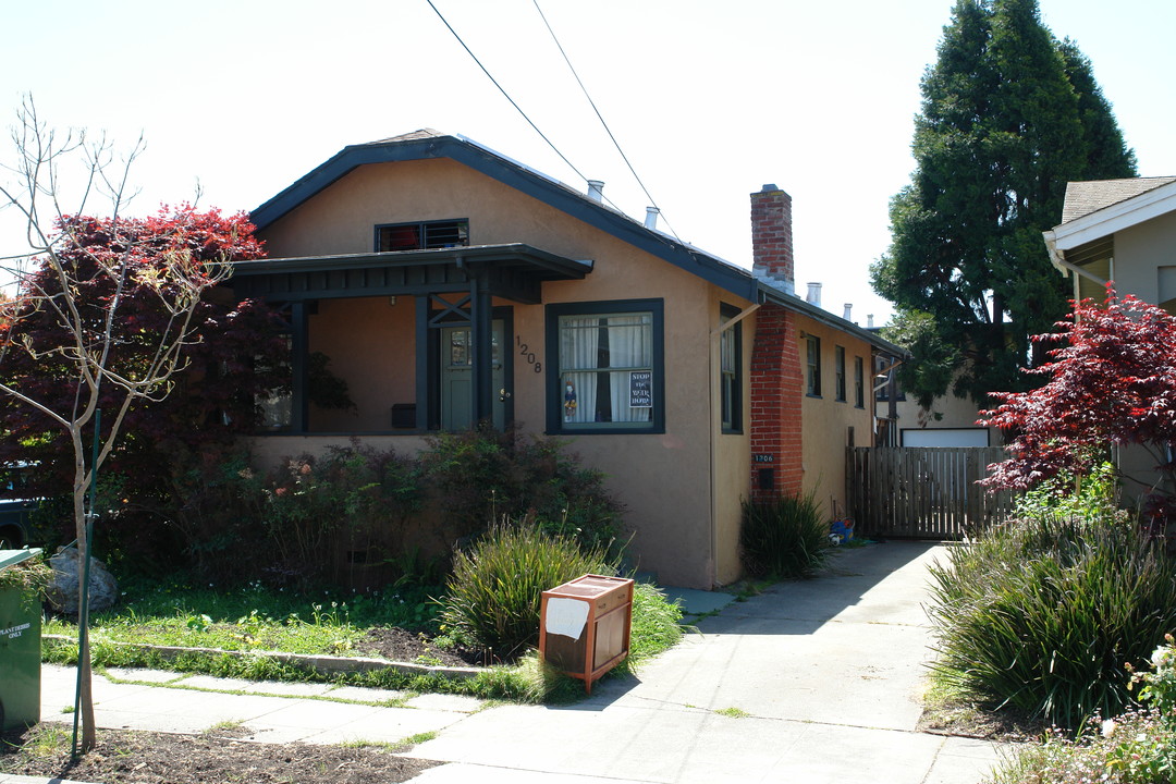 1206-1208 Carleton St in Berkeley, CA - Building Photo