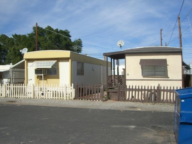 Bill's Trailer Park in Yuma, AZ - Foto de edificio - Building Photo