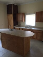 619 E Solomon St in Griffin, GA - Building Photo - Building Photo