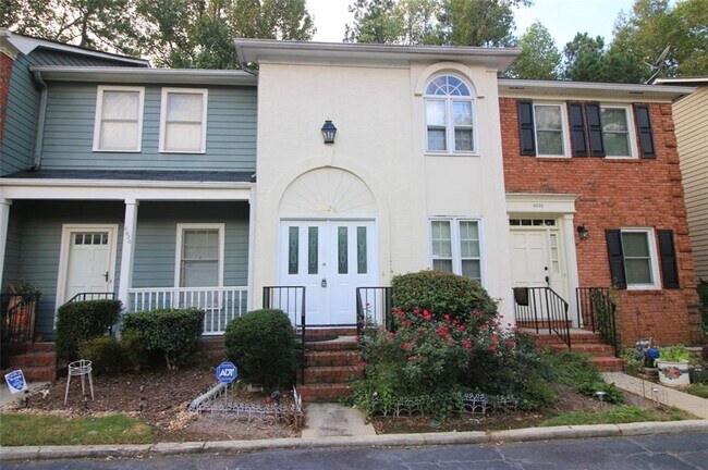 property at 4028 Elm St