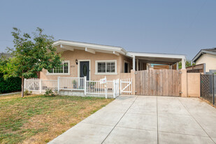 231 Laumer Ave Apartments