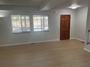 206 168th St E in Spanaway, WA - Building Photo - Building Photo