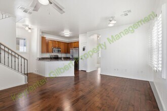 1356 S Sabino Dr in Gilbert, AZ - Building Photo - Building Photo