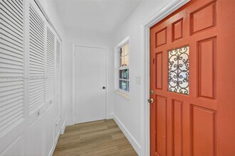 11301 NW 39th St in Coral Springs, FL - Building Photo - Building Photo