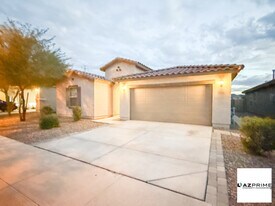 3349 E Donner Dr in Phoenix, AZ - Building Photo