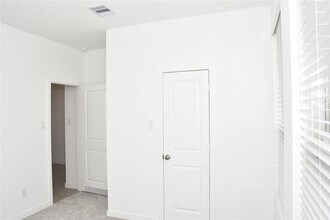 10606 Summers Wy in Beasley, TX - Building Photo - Building Photo
