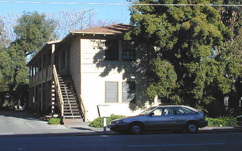 329 E San Fernando St in San Jose, CA - Building Photo - Building Photo