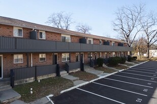 Pine Meadows at Pemberton in Pemberton, NJ - Building Photo