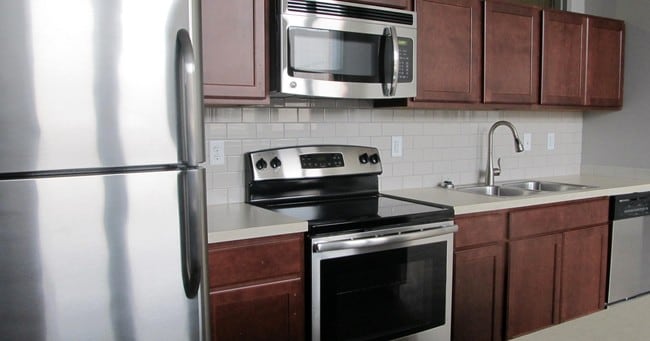 The Residences at The East End in Akron, OH - Building Photo - Building Photo