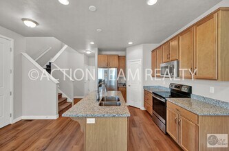 15142 S Wild Horse Wy in Bluffdale, UT - Building Photo - Building Photo