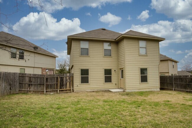 5403 Shivalik Way in San Antonio, TX - Building Photo - Building Photo