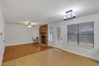 910 Crieff Cross Dr in Pflugerville, TX - Building Photo - Building Photo