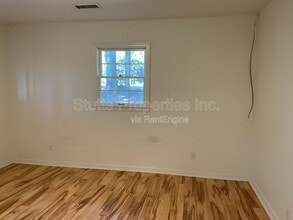 2114 Crestline Dr in Florence, AL - Building Photo - Building Photo
